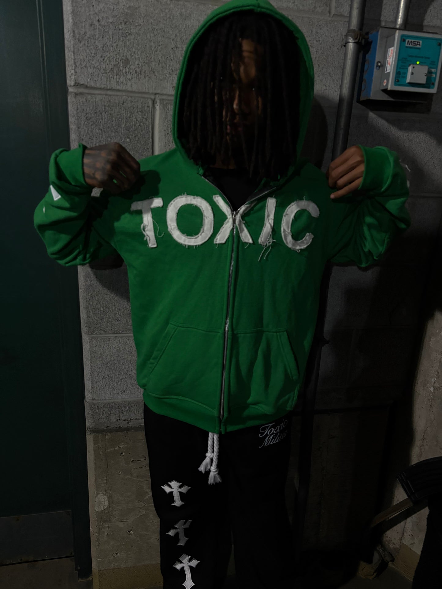 TOXIC HOODIE GREEN