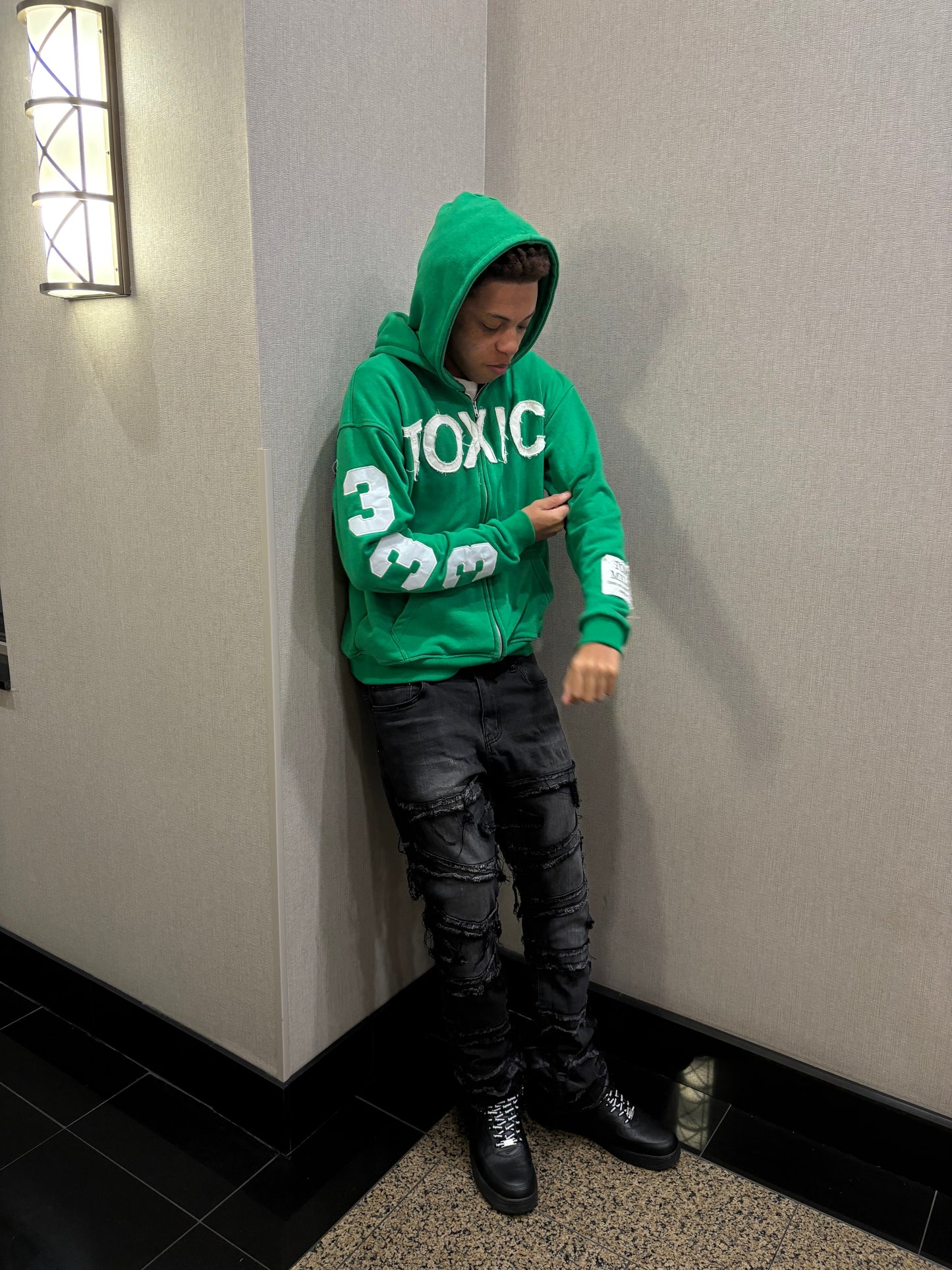 TOXIC HOODIE GREEN
